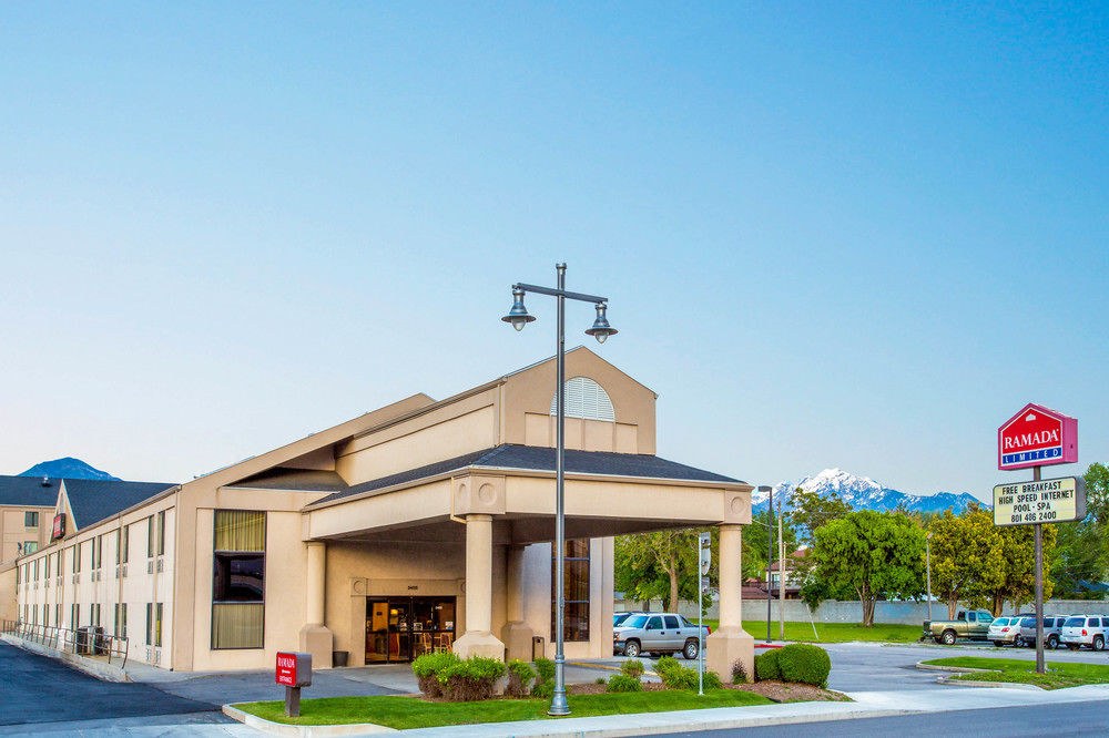 Ramada by Wyndham Salt Lake City photo 1