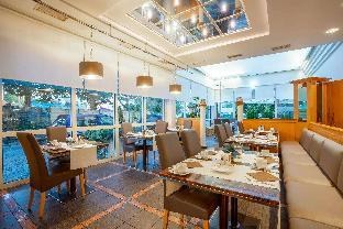 QU Hotel, Trademark Collection by Wyndham photo 3