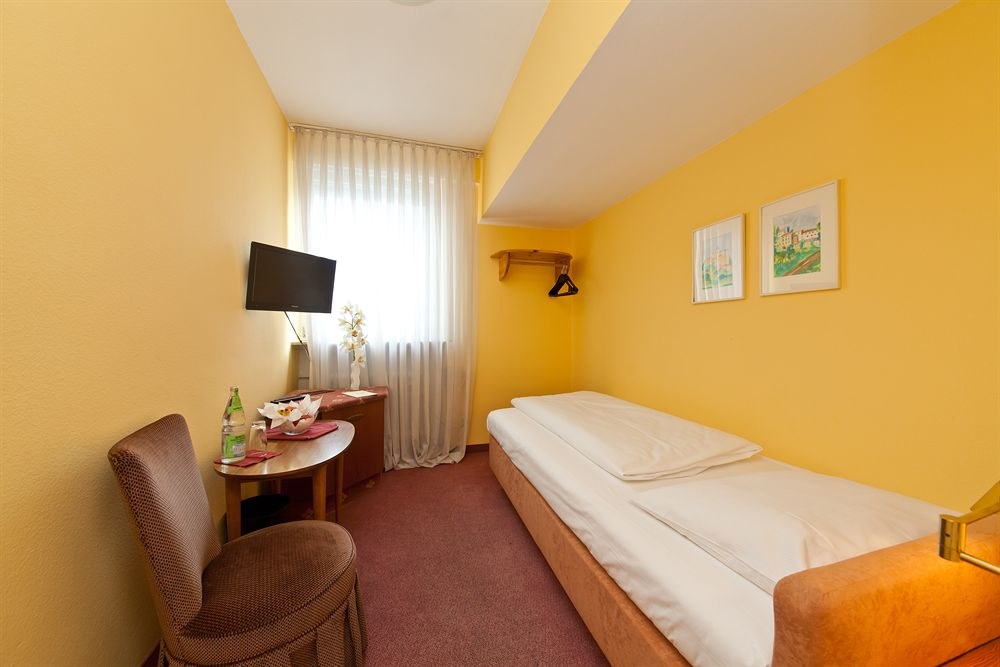 Novum Hotel Stuttgart Hauptbahnhof - Rieker