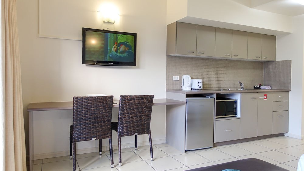 Southern Cross Atrium Apartments photo 3