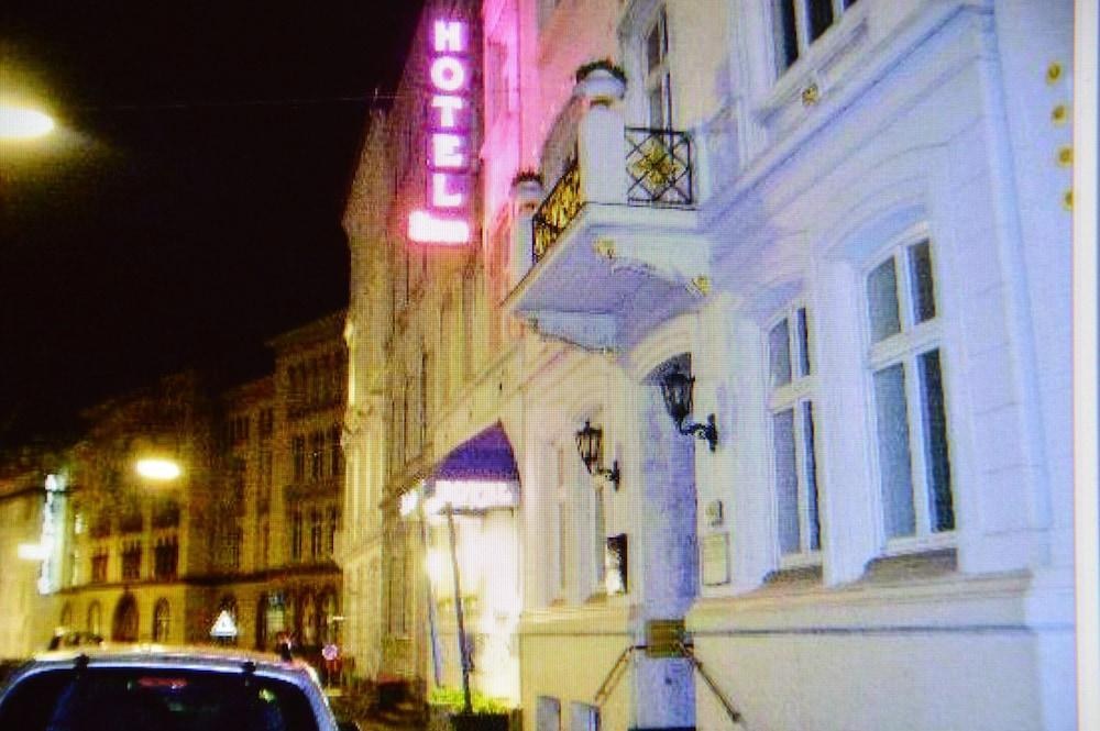 Steen's Hotel photo 4