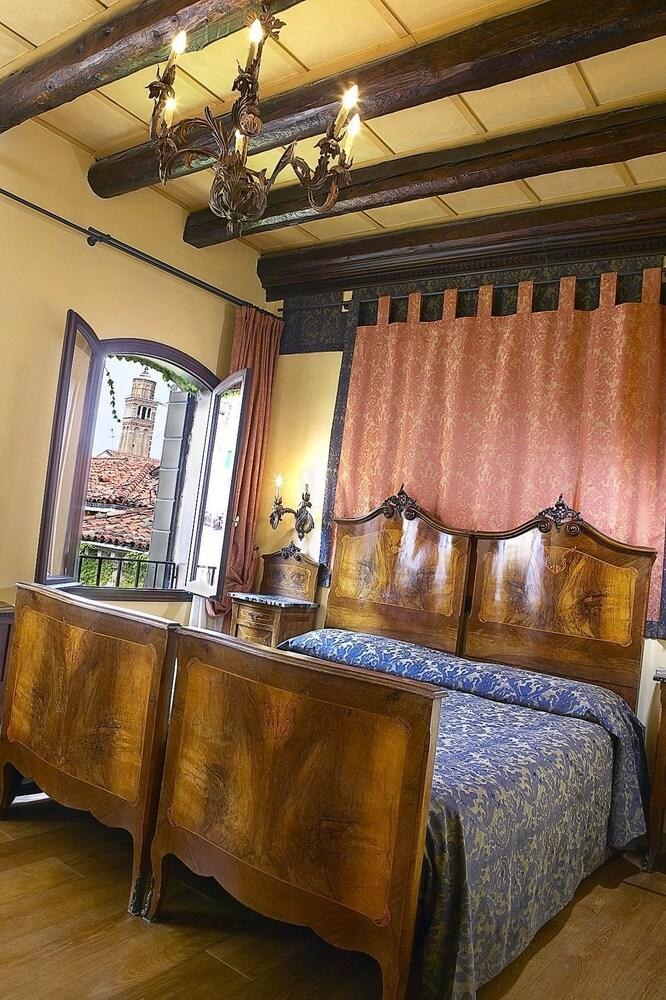 Hotel Flora photo 3