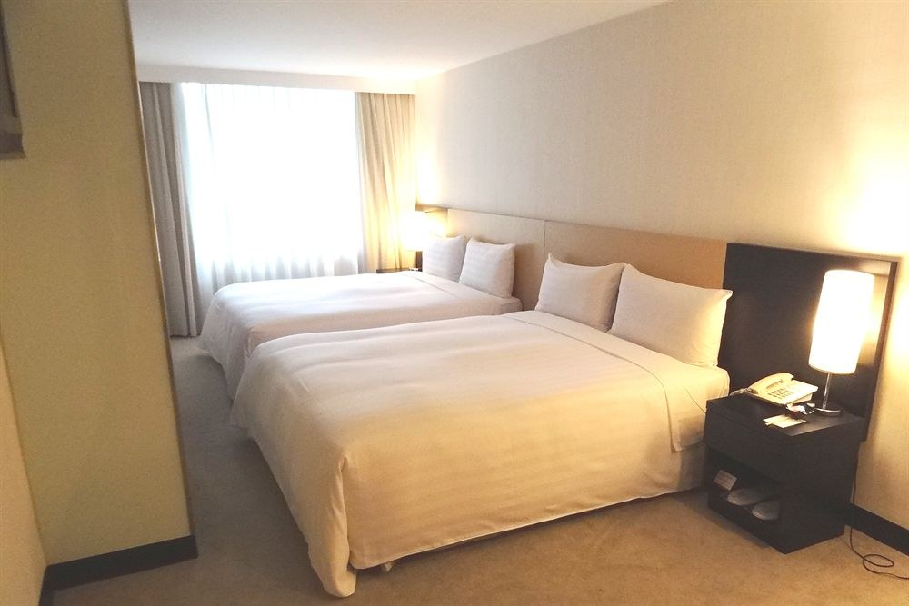 Hotel B