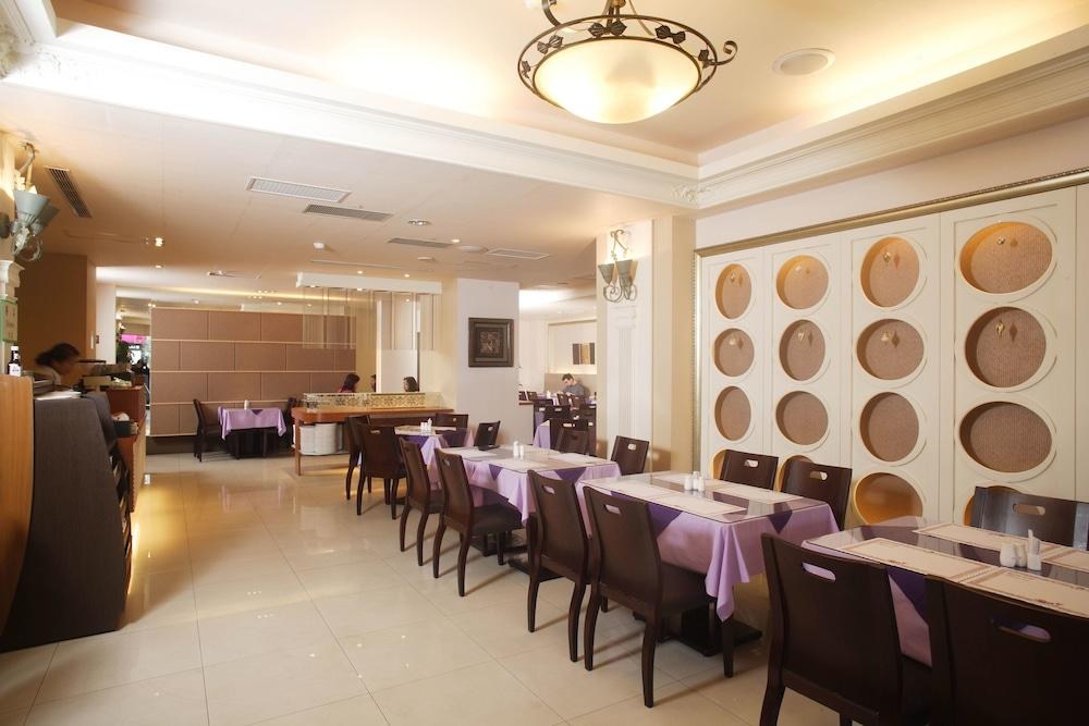 Hotel B photo 4