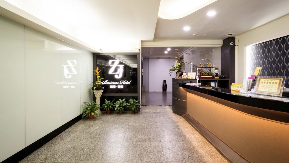 ZAW JUNG BUSINESS HOTEL photo 1