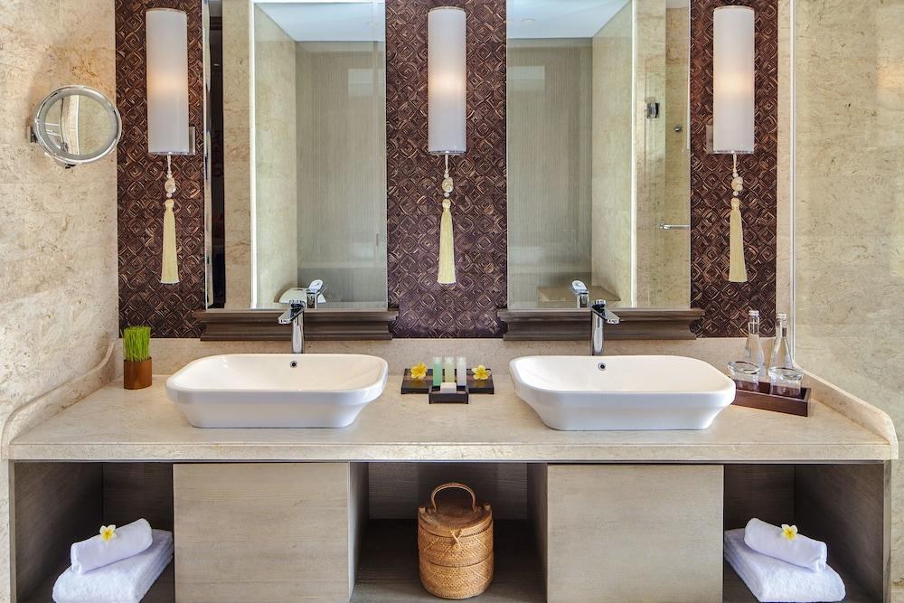 Movenpick Resort and Spa Jimbaran Bali photo 3