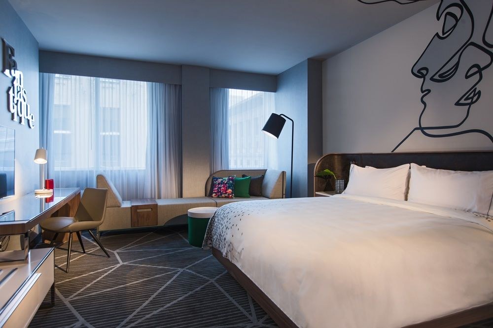 RENAISSANCE MONTREAL DOWNTOWN HOTEL photo 3