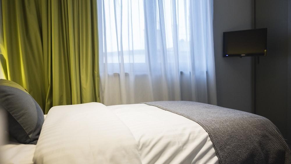 Livris Hotel photo 3