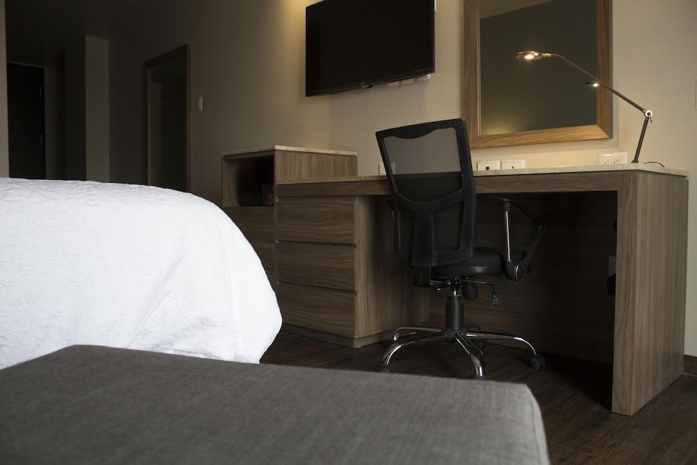 Hampton Inn by Hilton Durango photo 3