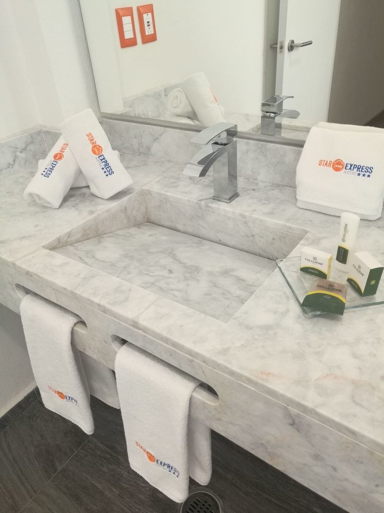 HOTEL STAR EXPRESS