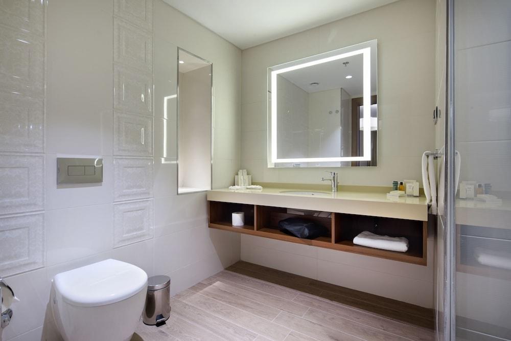Hilton Garden Inn Istanbul Beylikduzu photo 2