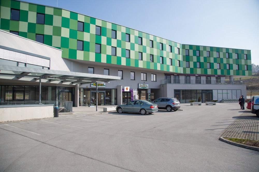 B&B HOTEL Salzburg-Süd photo 2