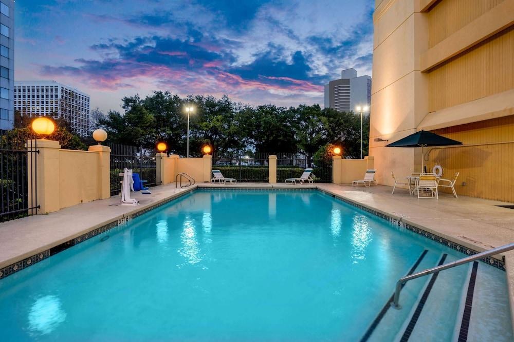 La Quinta Inn & Suites Houston Southwest photo 4