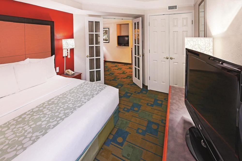 La Quinta Inn & Suites Houston Galleria Area photo 1