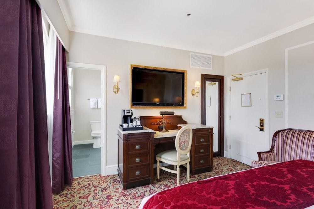 Prince Conti Hotel photo 2