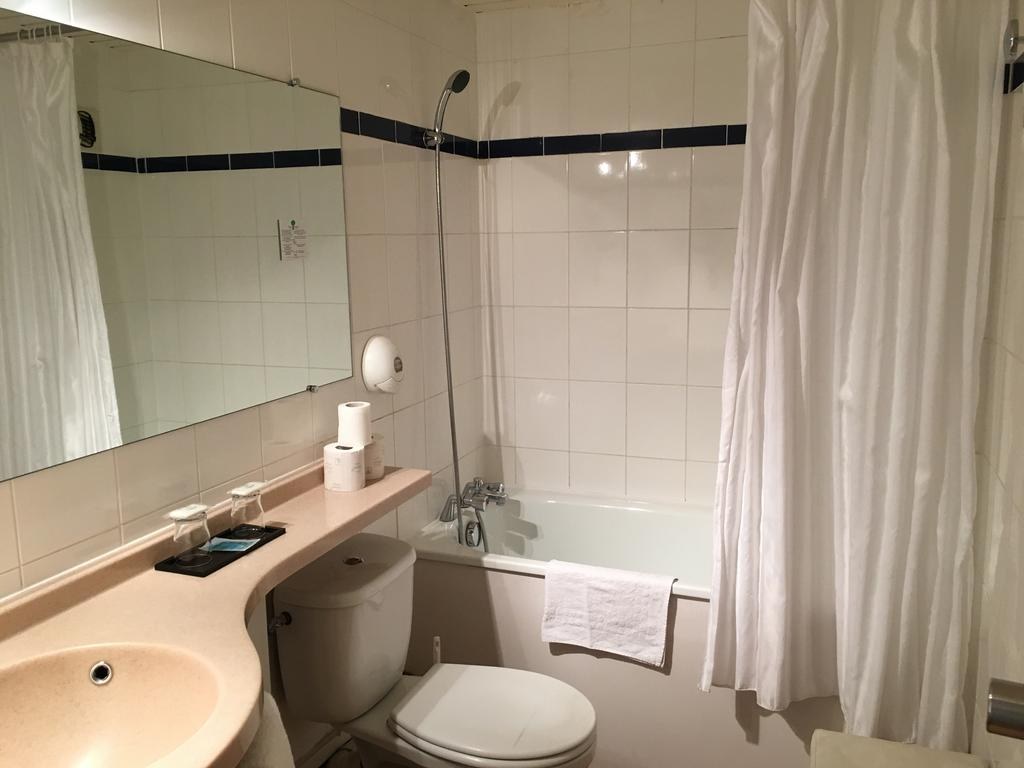 Hôtel Eiffel Kensington photo 1