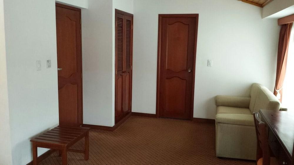 Blu Inn Hotel photo 2