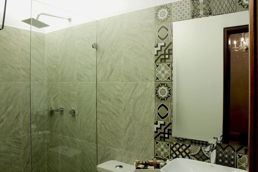 LECLERC HOTEL BOUTIQUE photo 4