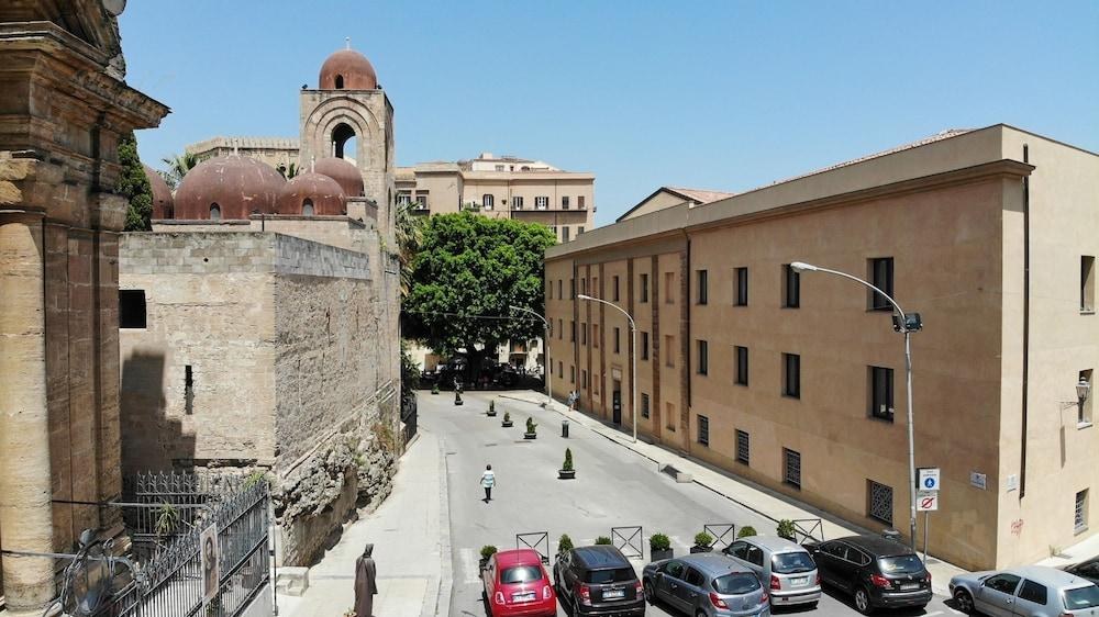 Camplus Guest Palermo photo 2