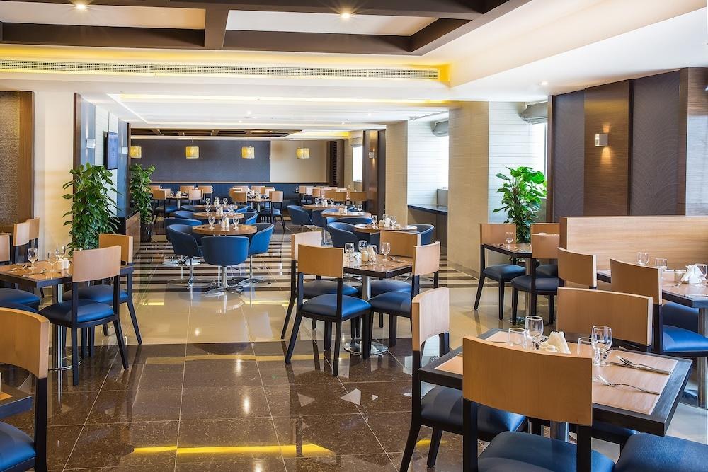 V HOTEL FUJAIRAH photo 2