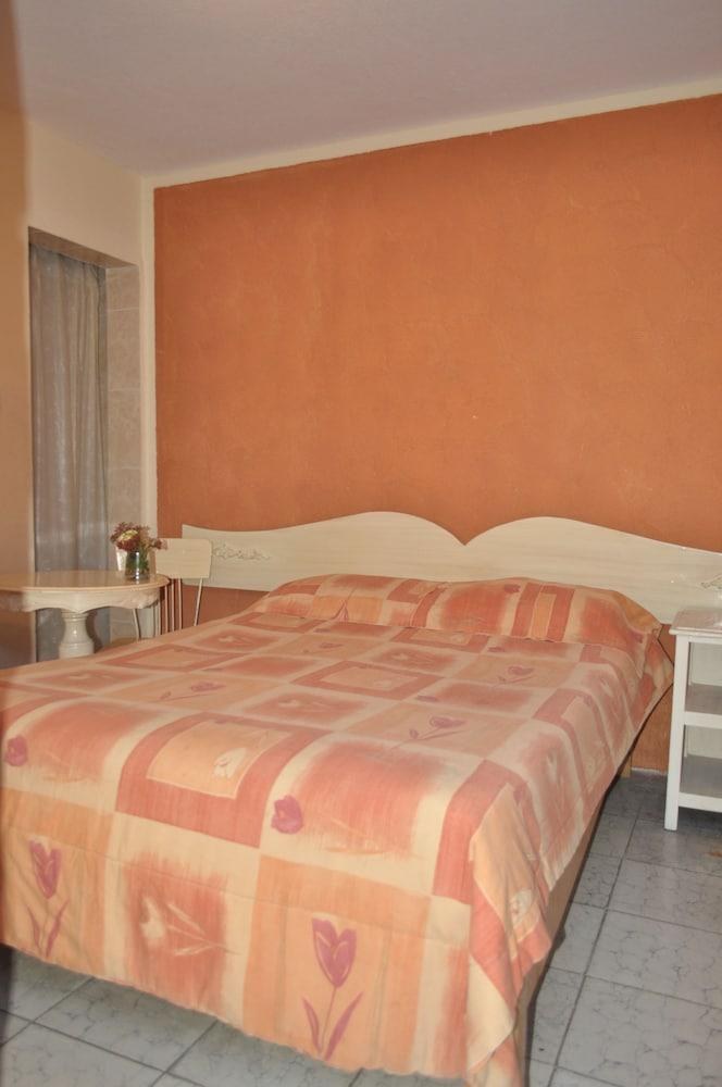 Hotel Metropolitan II photo 2
