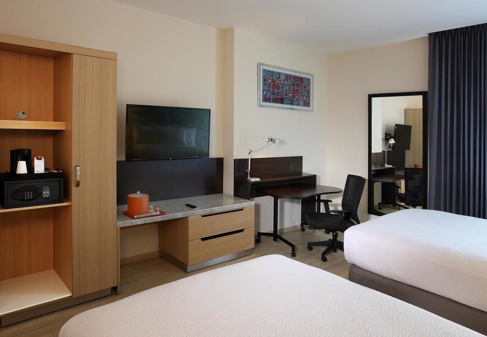 FAIRFIELD INN  SUITES MEXICO CITY VALLEJO photo 4