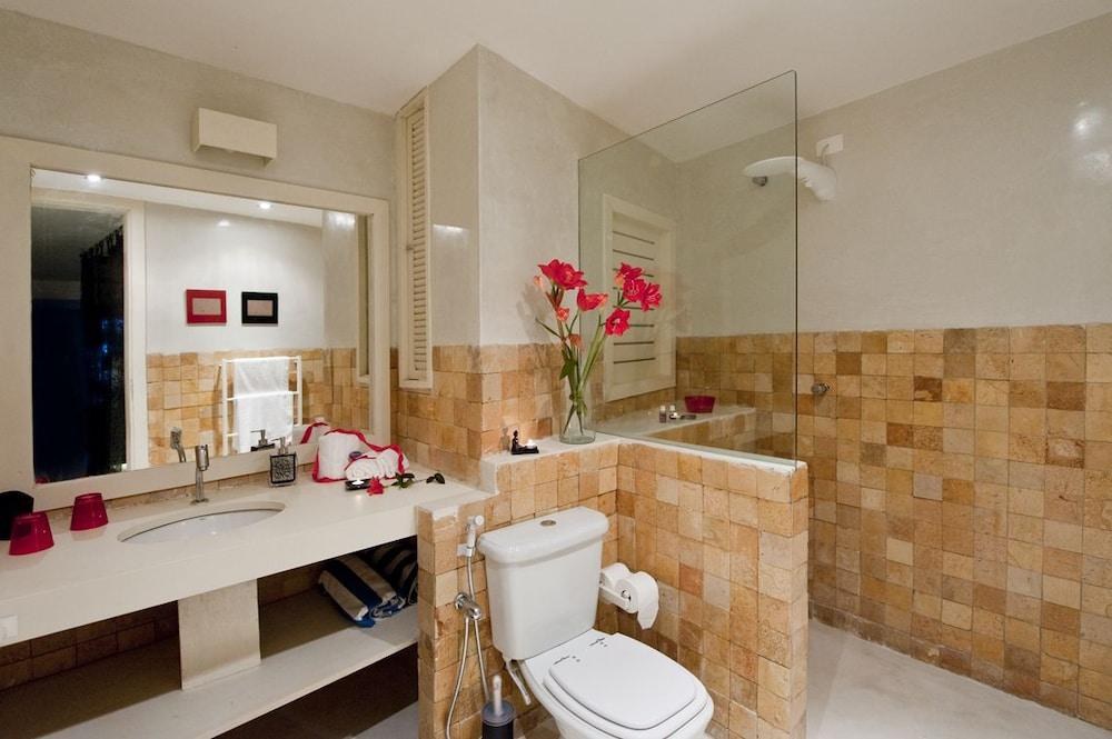 PIPA PRIVILEGE SUITES photo 3
