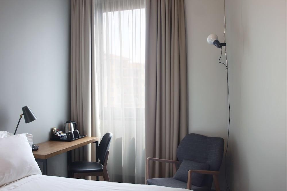 C- Hotels Joy photo 2