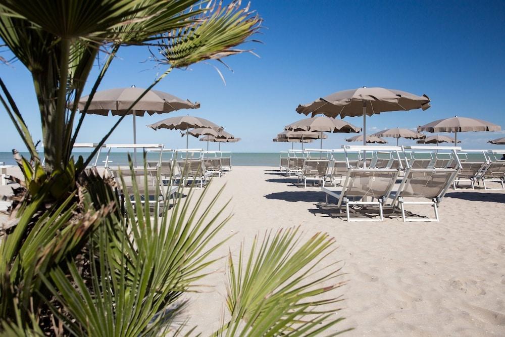 Hotel Majestic Milano Marittima photo 2