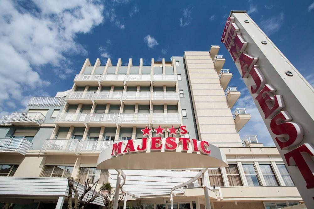 Hotel Majestic Milano Marittima photo 4