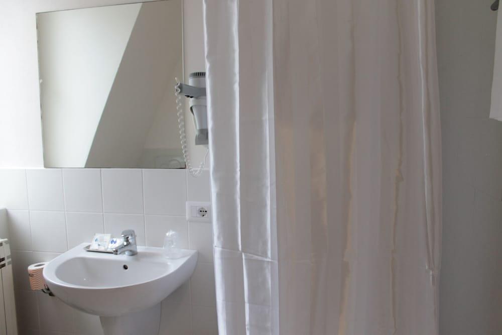 HOTEL BERNINA photo 3