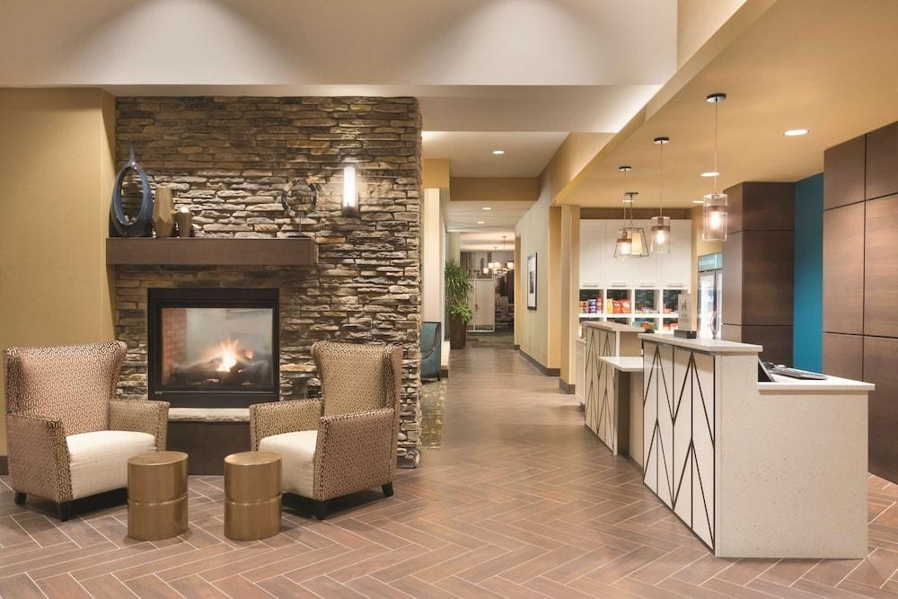 Homewood Suites by Hilton Calgary Downtown photo 2