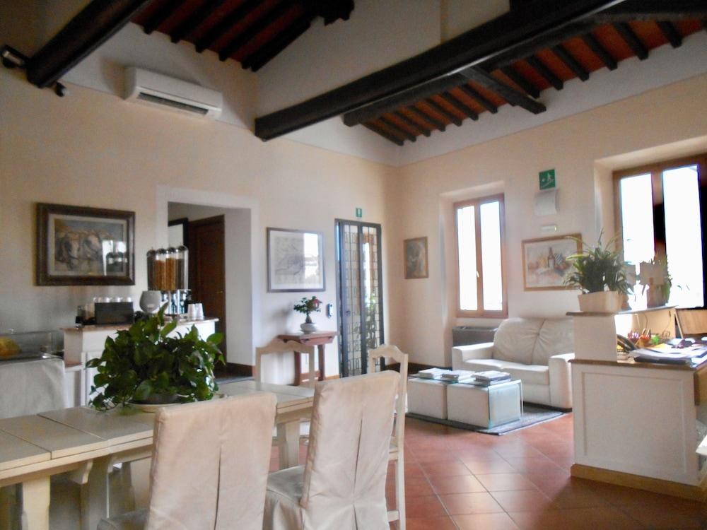HOTEL RELAIS IL CESTELLO photo 4