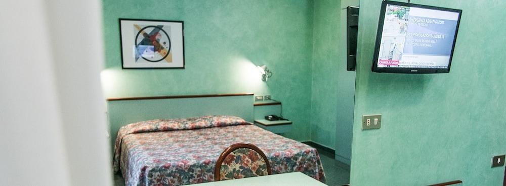 LE PETIT HOTEL photo 4