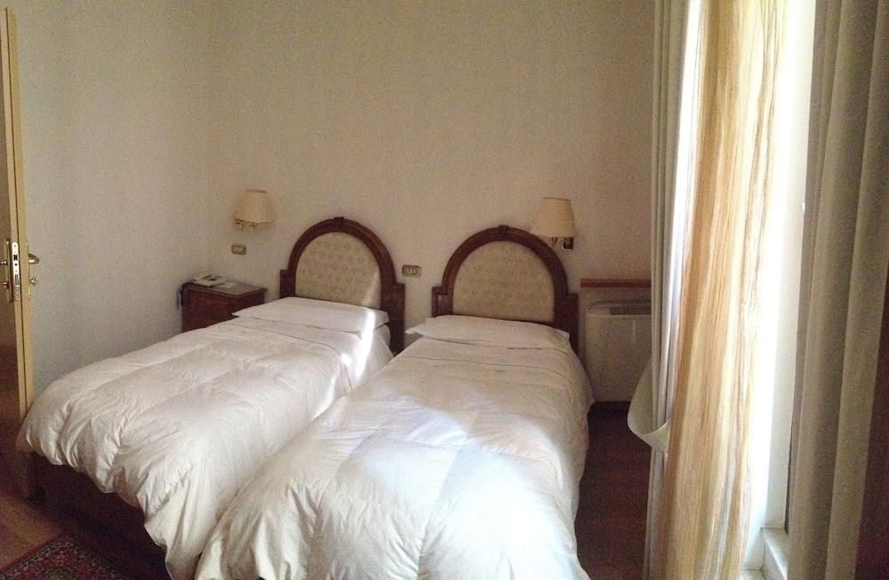 HOTEL AL CASTELLO photo 4