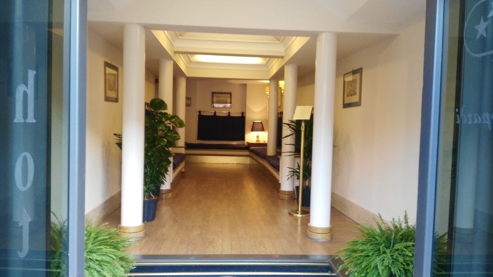 Hotel Leopardi photo 1