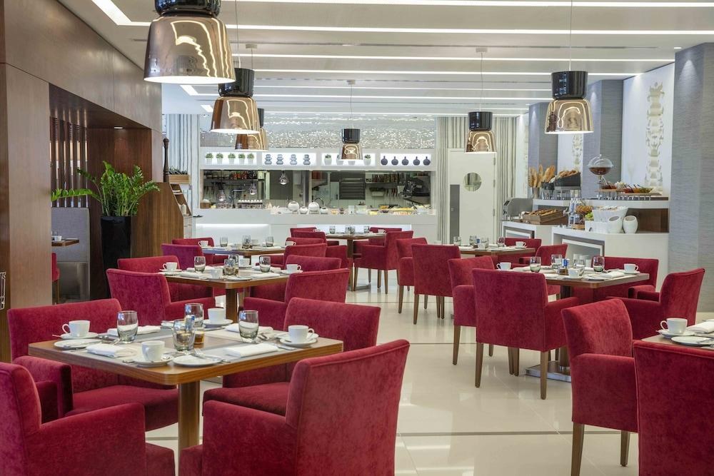 Burgu Arjaan by Rotana