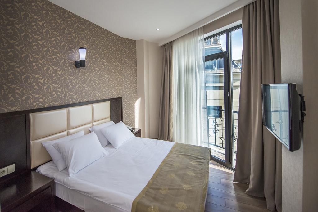 Tbilisi Inn photo 2