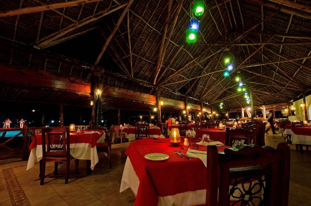 Bluebay Beach Resort & Spa photo 3