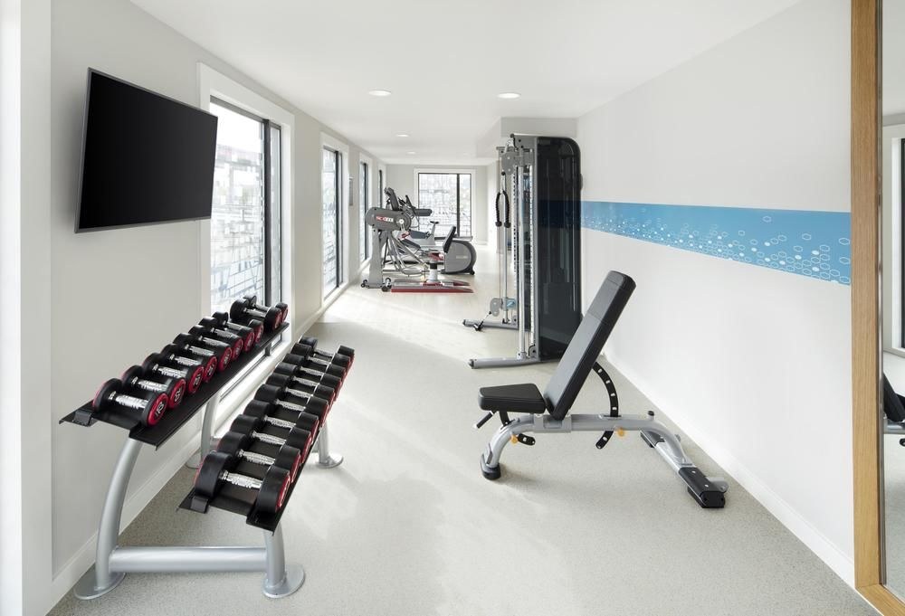 HAMPTON BY HILTON LONDON DOCKLANDS photo 1