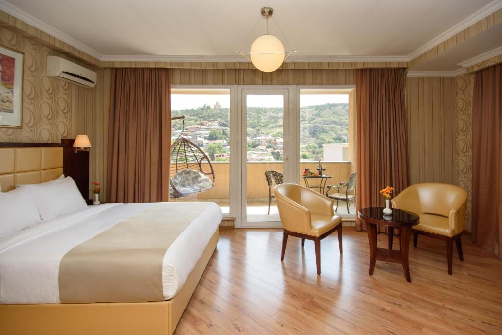 KMM HOTEL photo 4