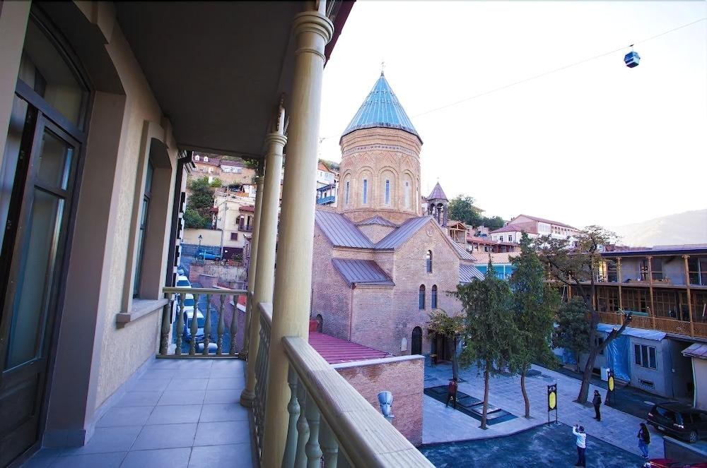 OLD MEIDAN photo 4