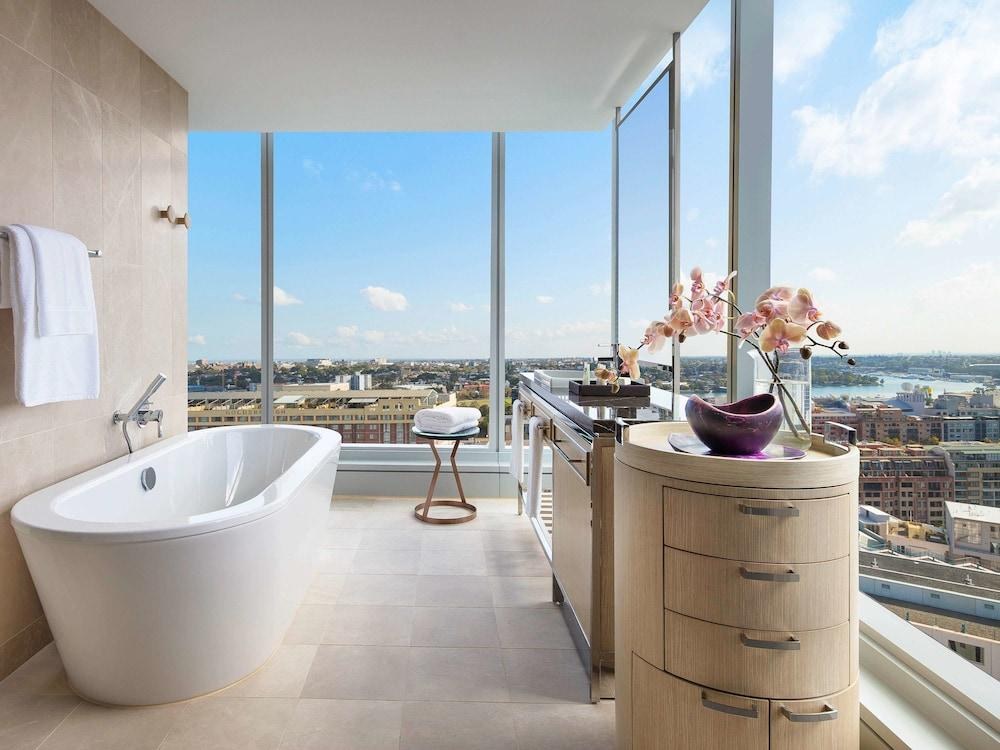 Sofitel Sydney Darling Harbour photo 2