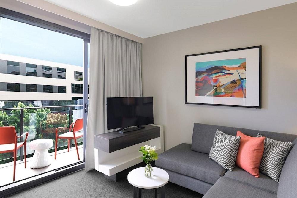 ADINA APARTMENT HOTEL AIRPORT photo 3