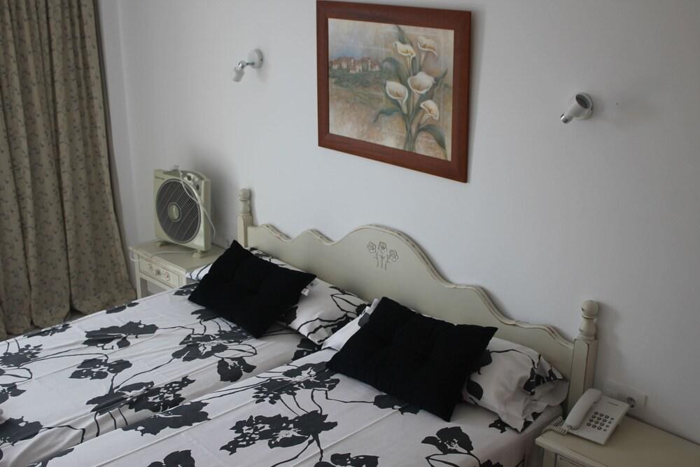 Hotel Rocamar photo 3