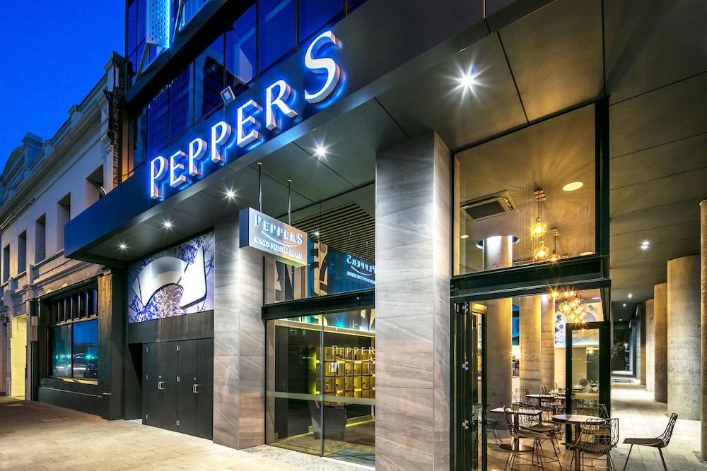 PEPPERS KING SQUARE photo 3