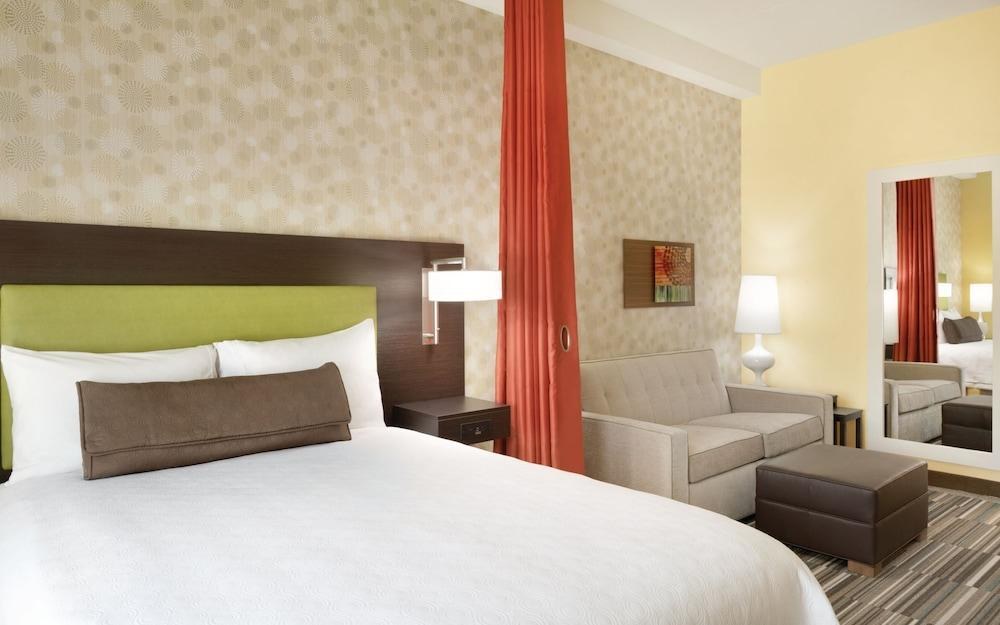Home2 Suites by Hilton Charlotte Airport photo 4