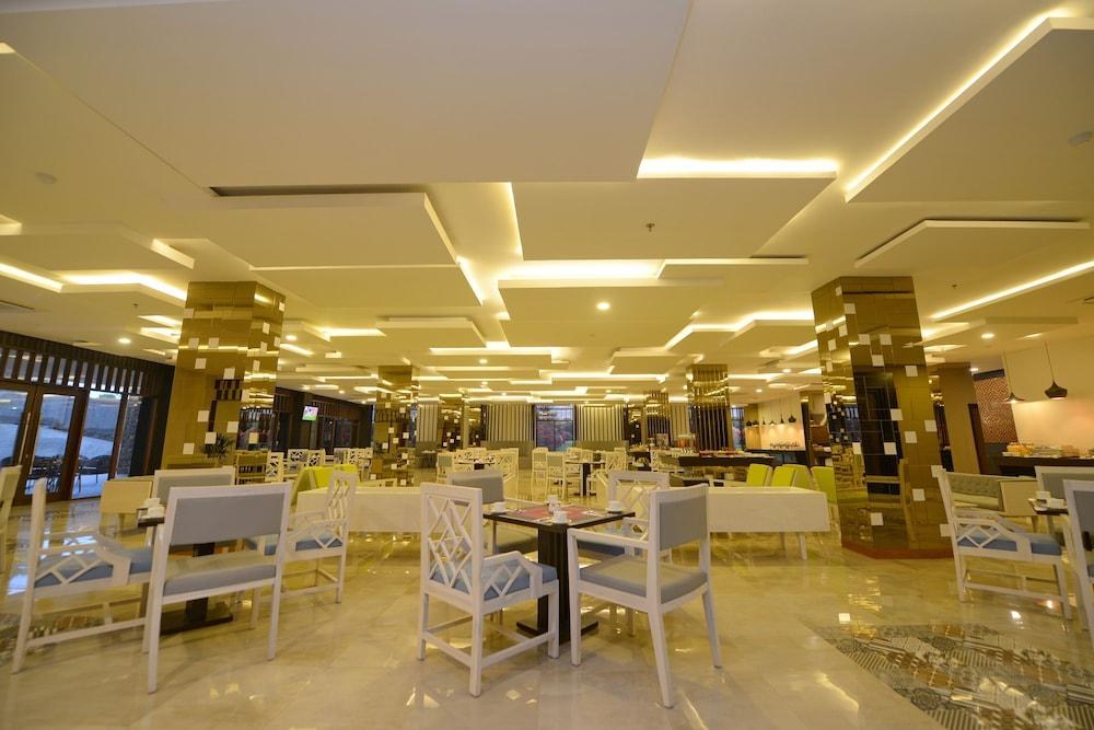 GRAND TJOKRO BALIKPAPAN photo 4