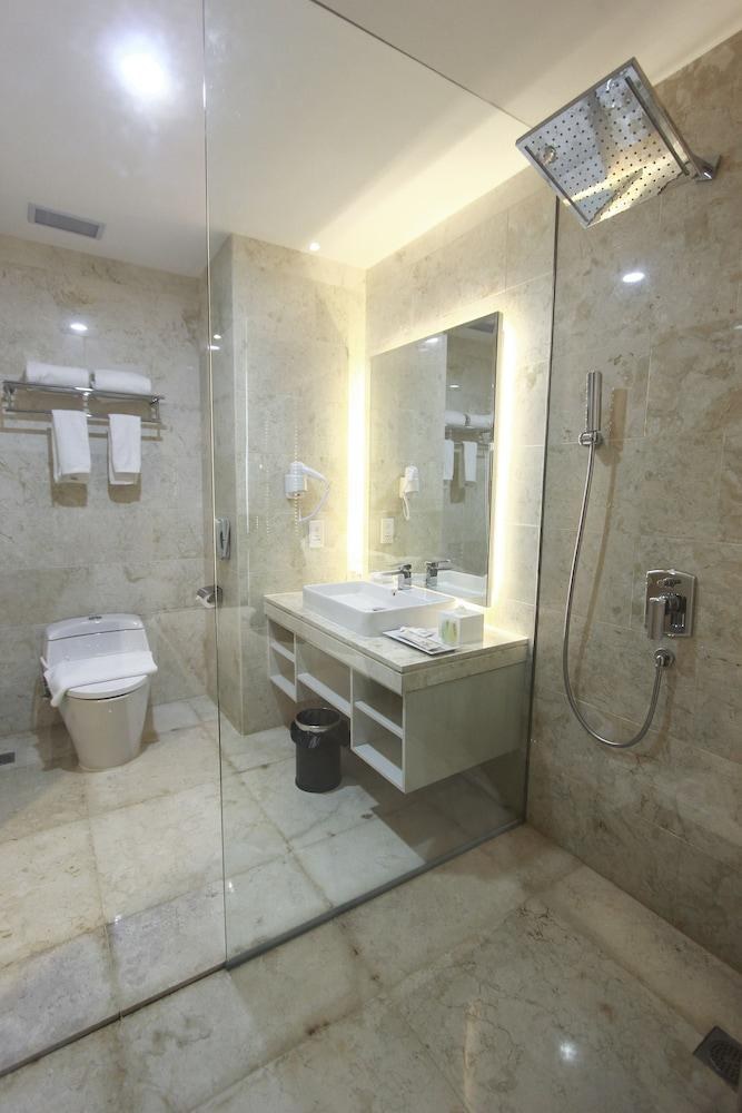 PLATINUM BALIKPAPAN photo 4