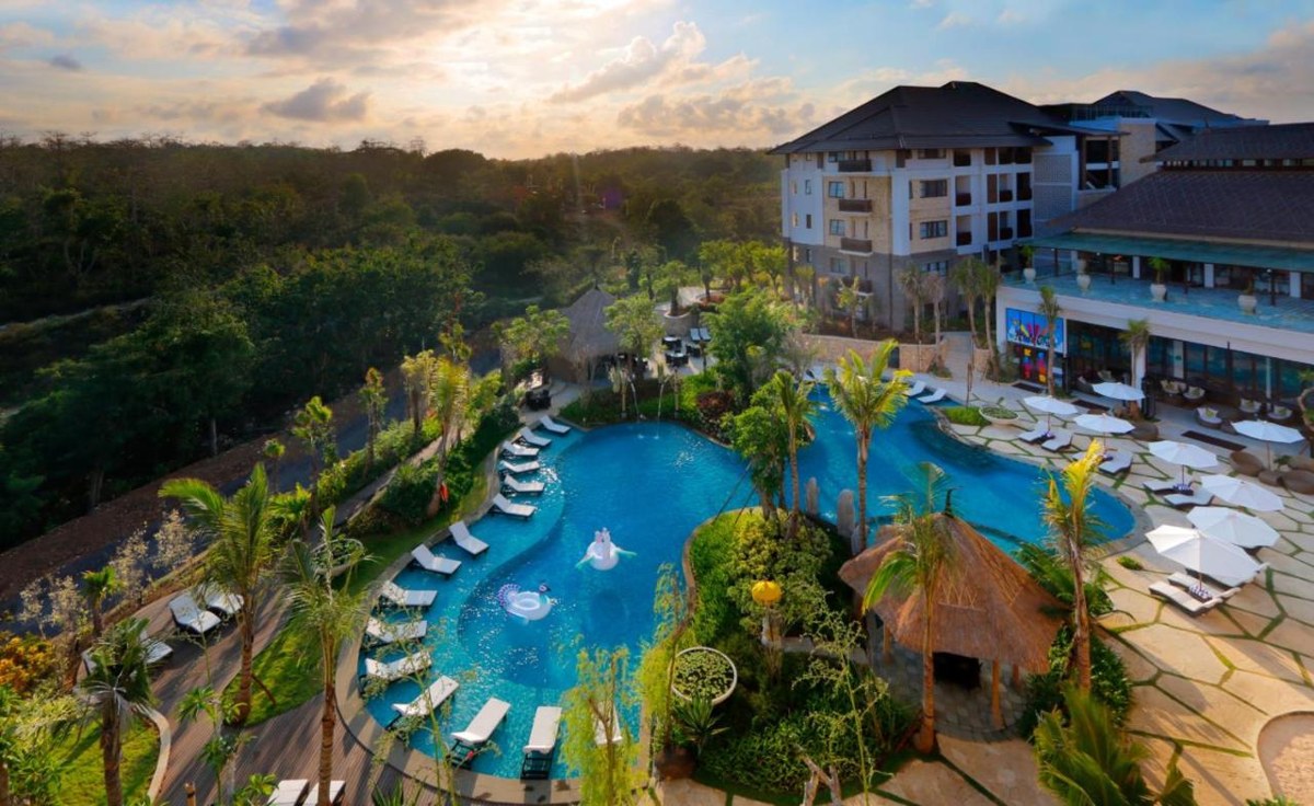 ROYAL TULIP SPRINGHILL JIMBARAN RESORT